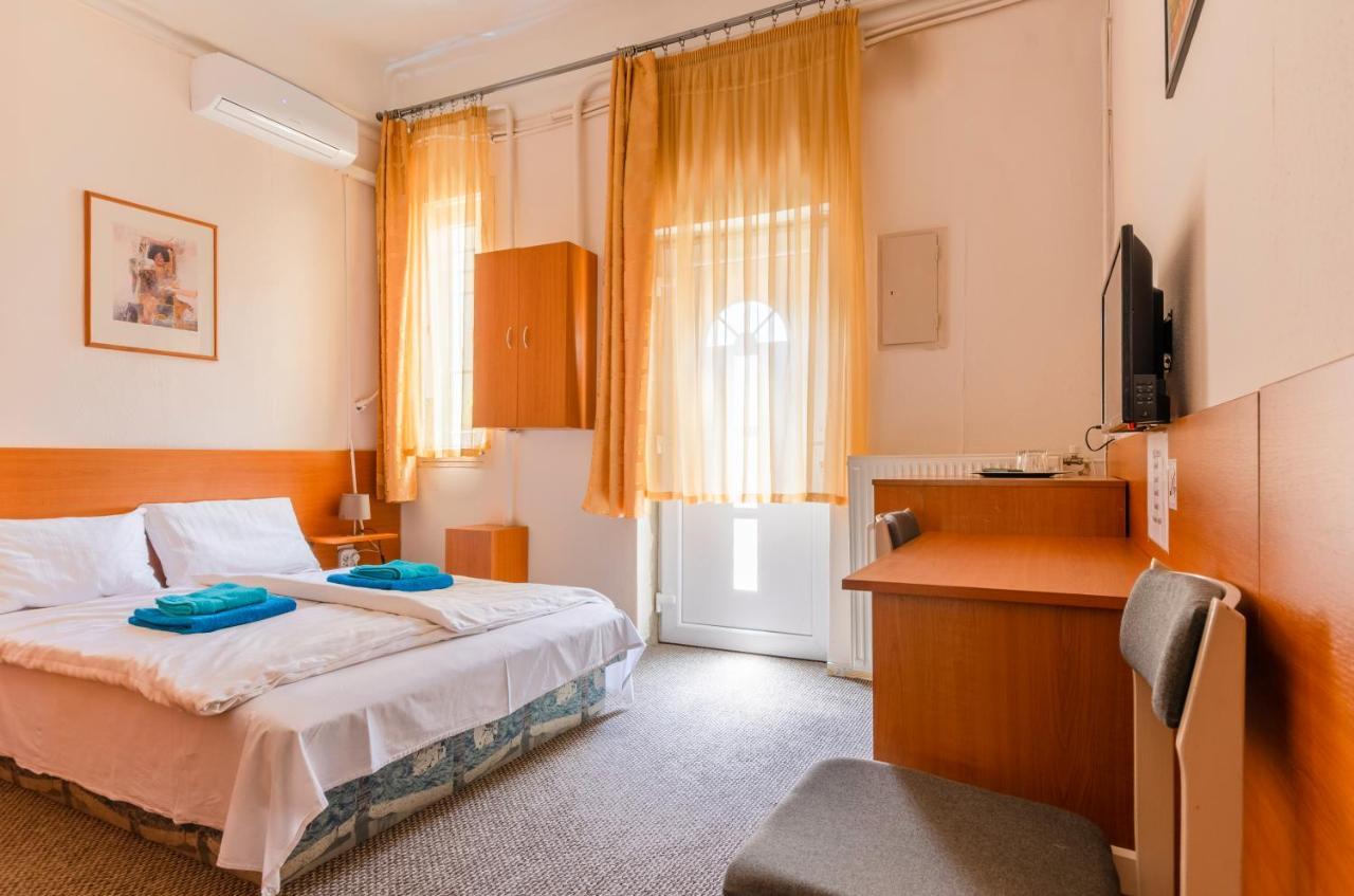 Eitans Guesthouse Budapeşte Dış mekan fotoğraf